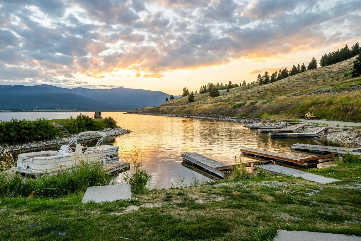 15400 Hebgen Lake Road, West Yellowstone, Montana