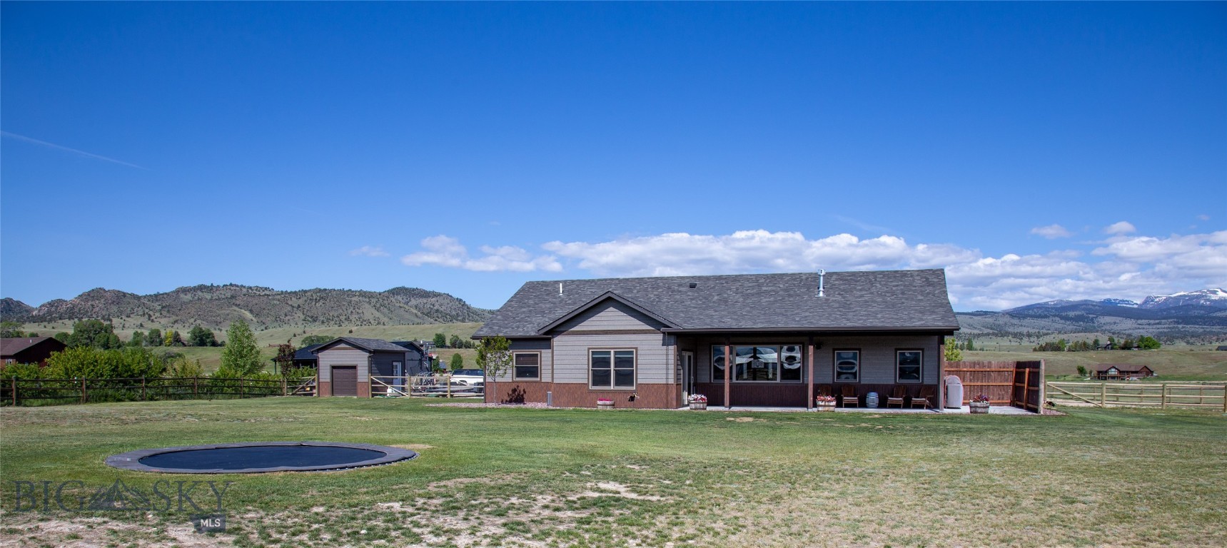 8 Sunset Court, Ennis