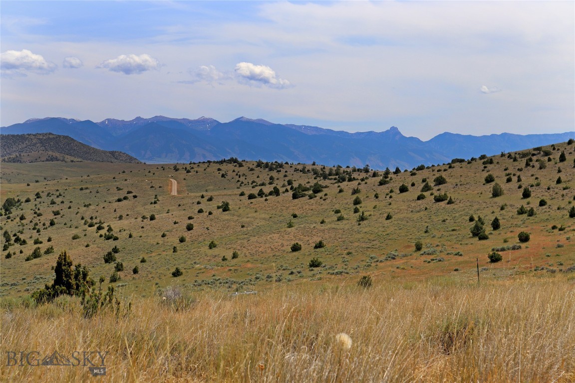 Lot 203 Hikers Trail, Manhattan