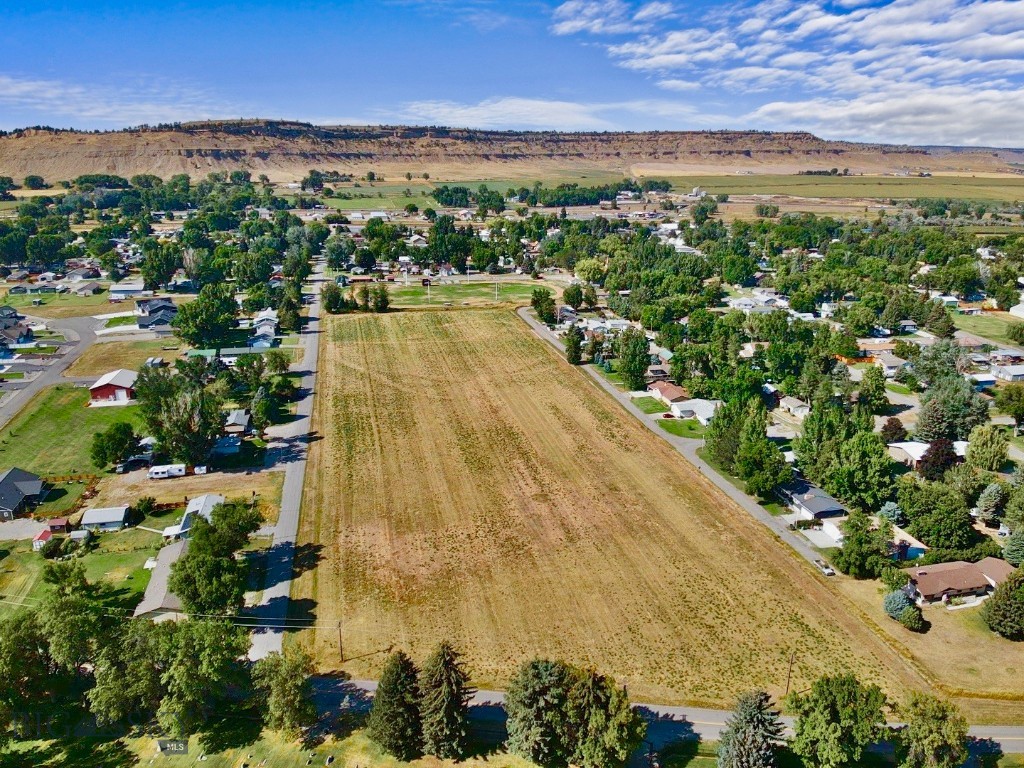 522 3rd Street SW, Park City