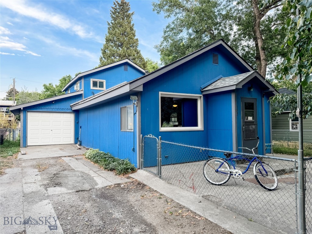 127 S M Street, Livingston