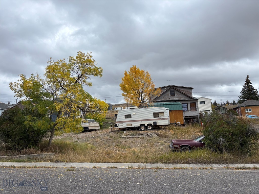 Lot 6B and Lot 8 W Pearl Street, Butte