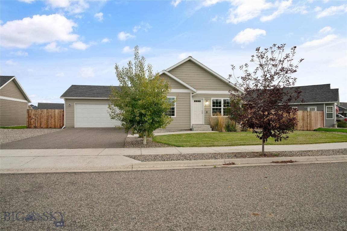 2236 Sturnella Lane, Belgrade
