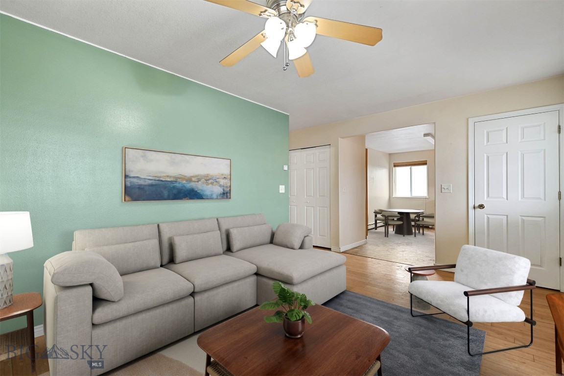 208 Show Place B, Belgrade