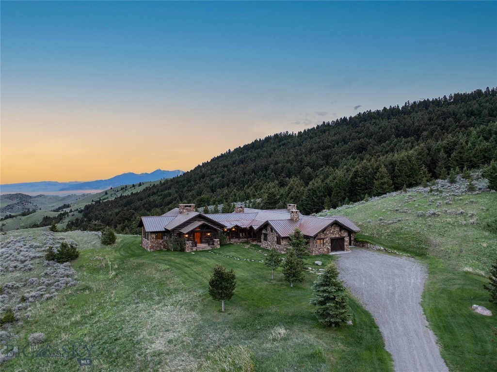 94 Skyband Trail, Livingston