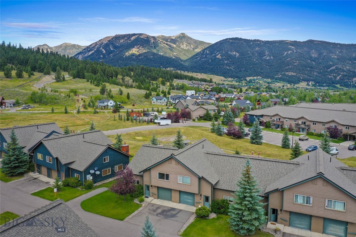376 Candlelight Meadow Drive, Big Sky