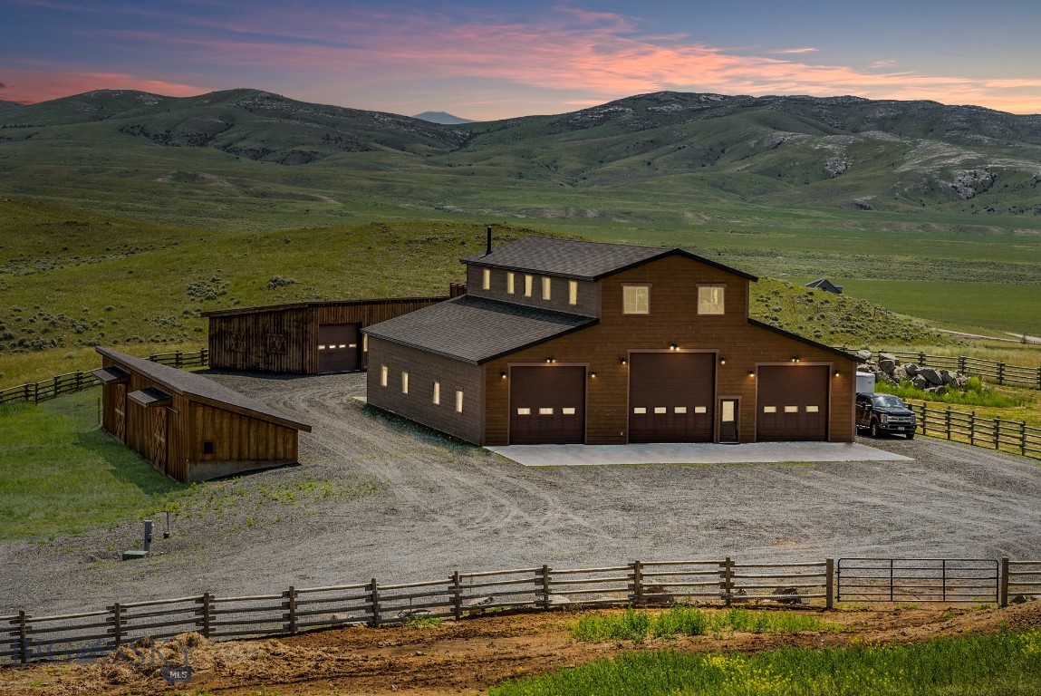 26 Dalesview Road, Three Forks, Montana