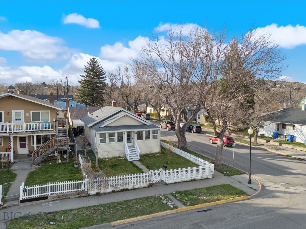 502 W Front Street, Livingston