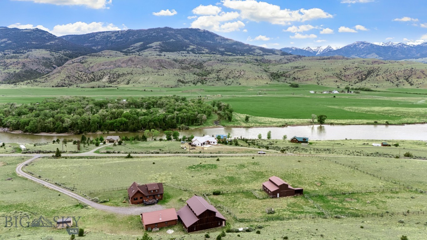 198 E River Road, Emigrant