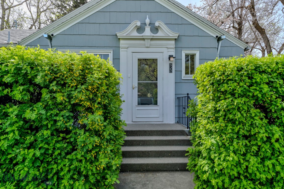 923 W Clark Street, Livingston