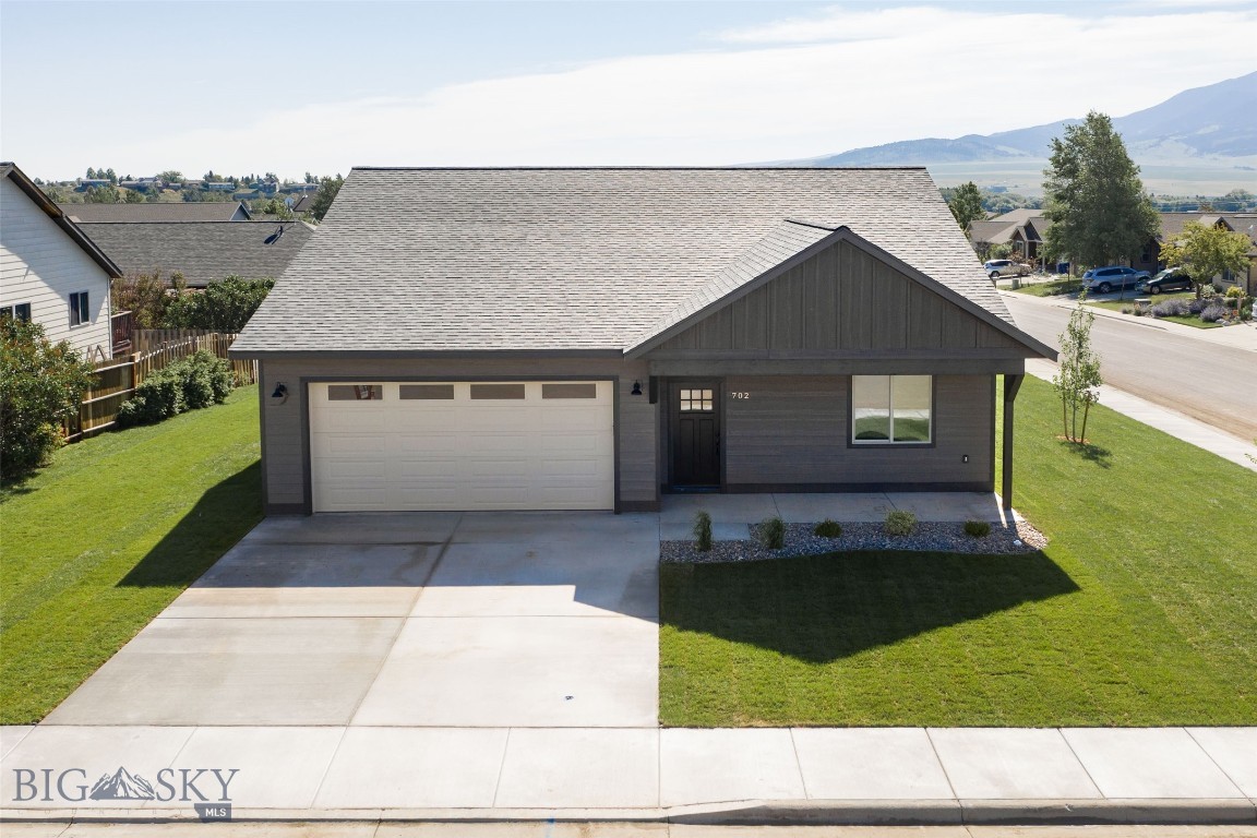 702 Pleiades, Livingston