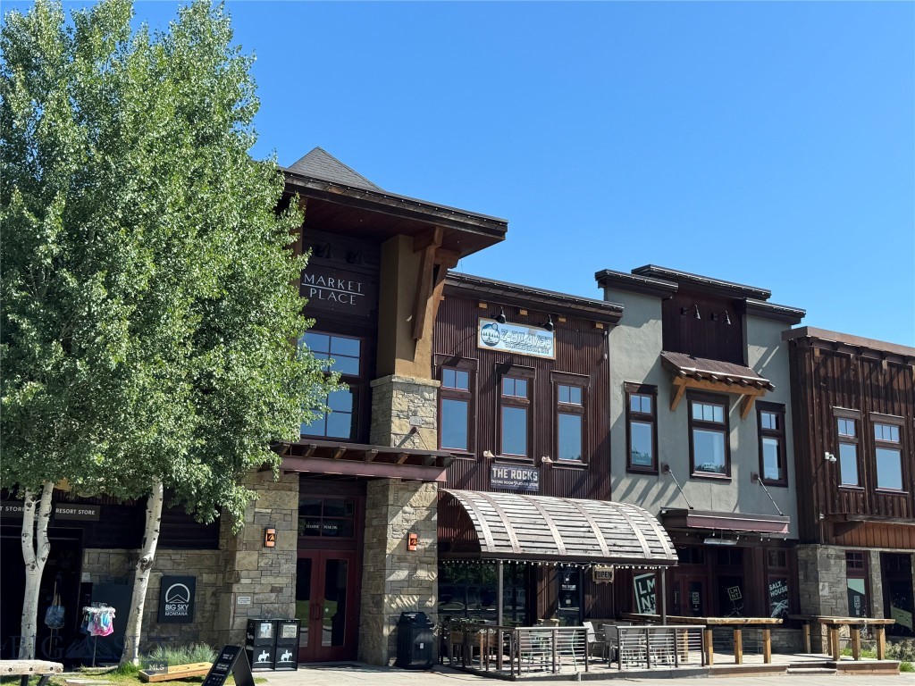 33 LONE PEAK Drive 202, Big Sky