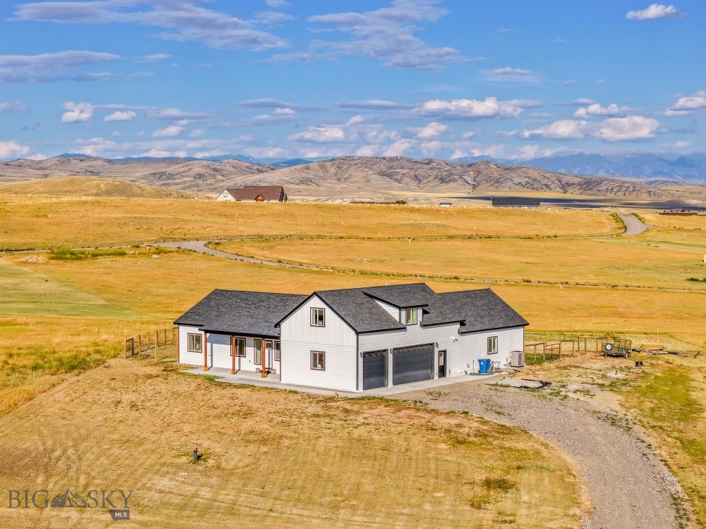 10 Mackenzie Mountain Way, Three Forks