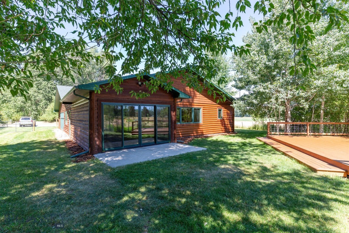 1733 W Cameron Bridge Road Road W, Bozeman