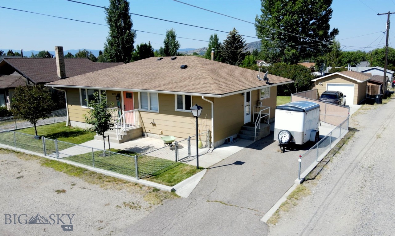 3625 Gladstone, Butte
