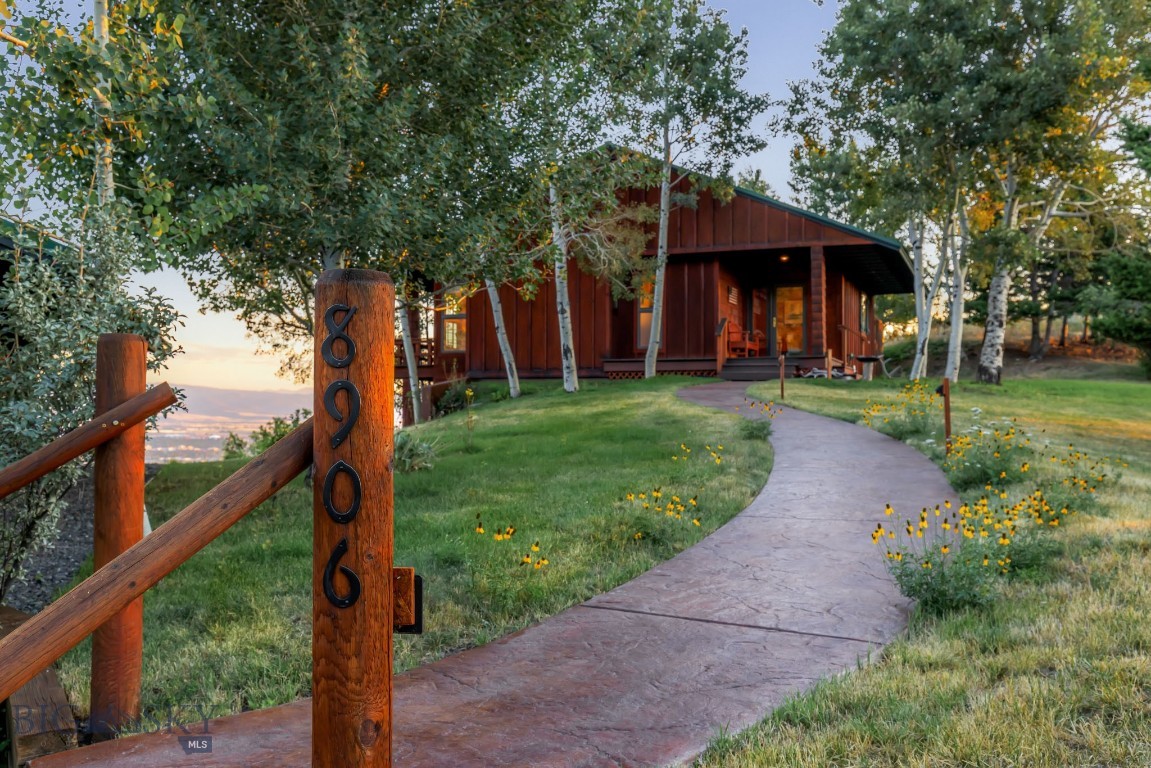8906 Gold Dust Trail, Bozeman