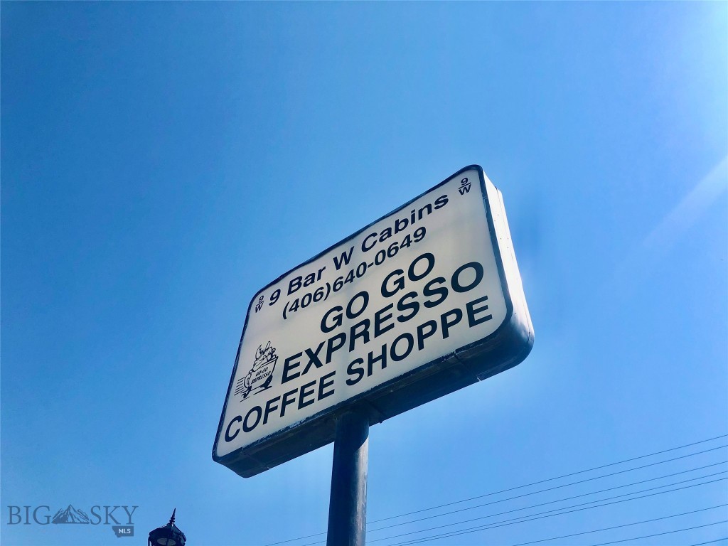 132 N Electric Street, West Yellowstone