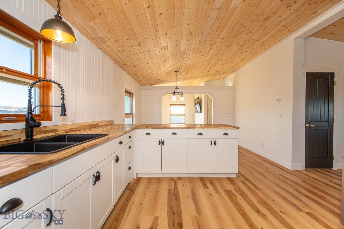 690 Missouri Overlook Ln, Three Forks