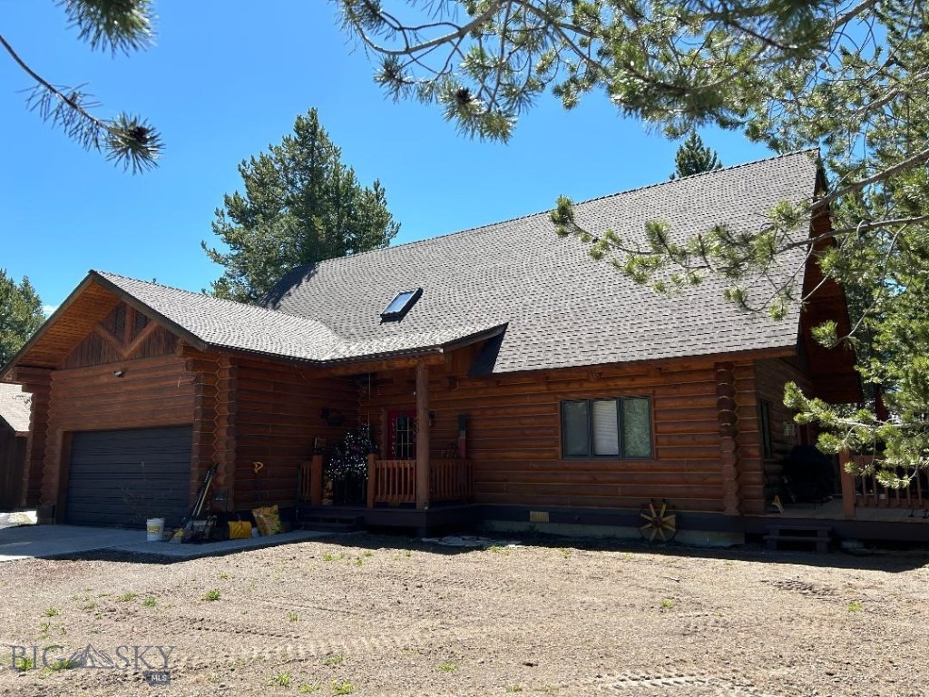 805 N Sylvan Circle, West Yellowstone
