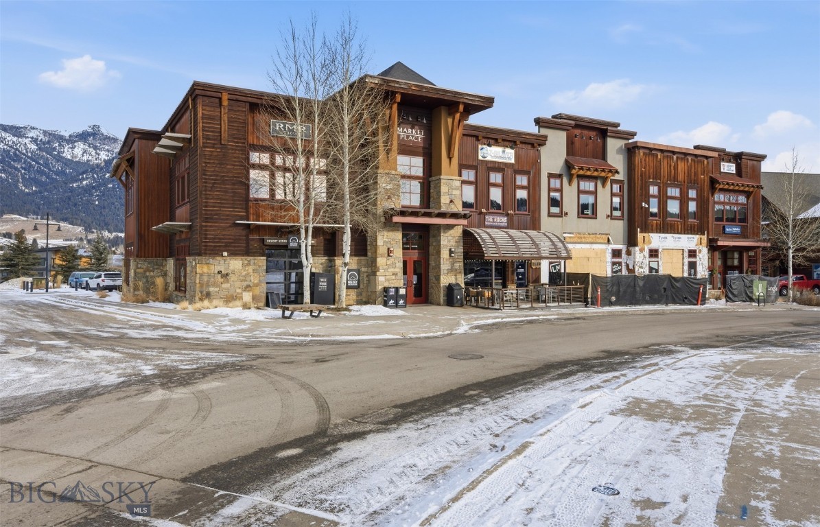 33 Lone Peak Drive 202, Big Sky