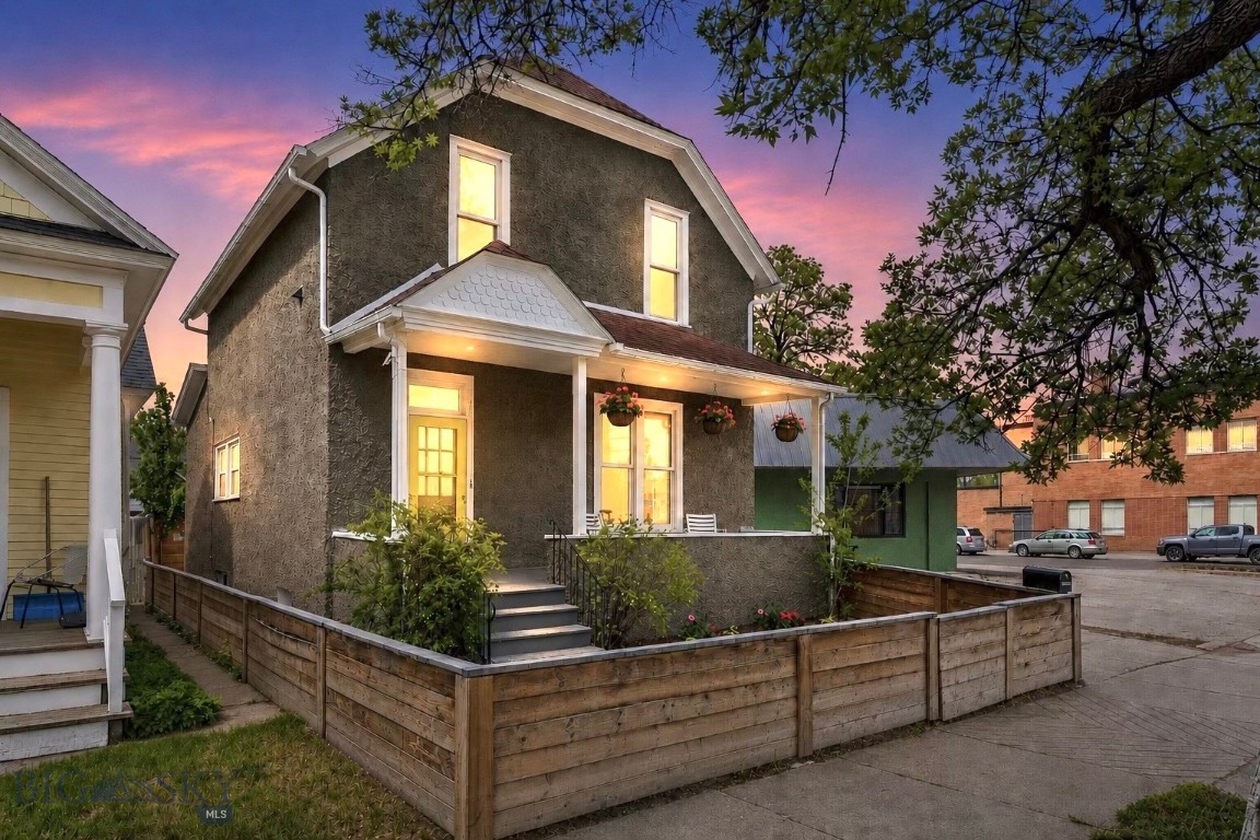 108 S 3rd Street, Livingston
