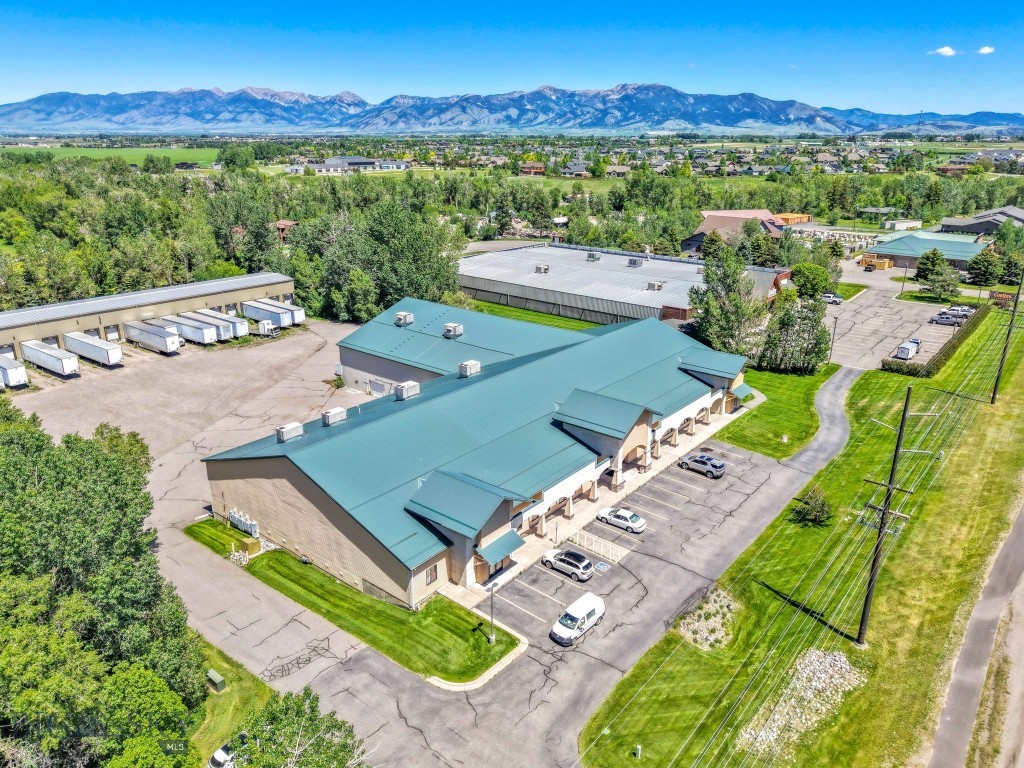 8247 Huffine Lane, Bozeman
