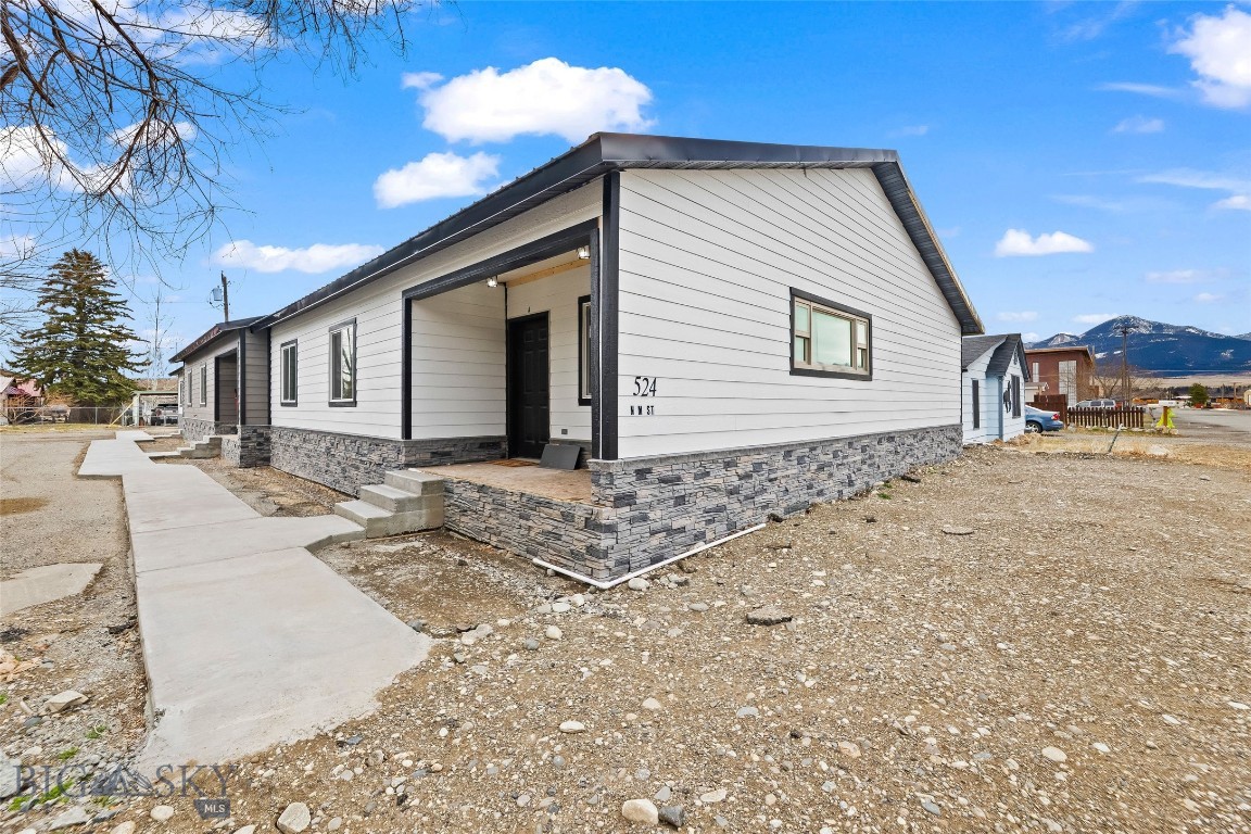 524 N M Street A, B, C, Livingston, Montana