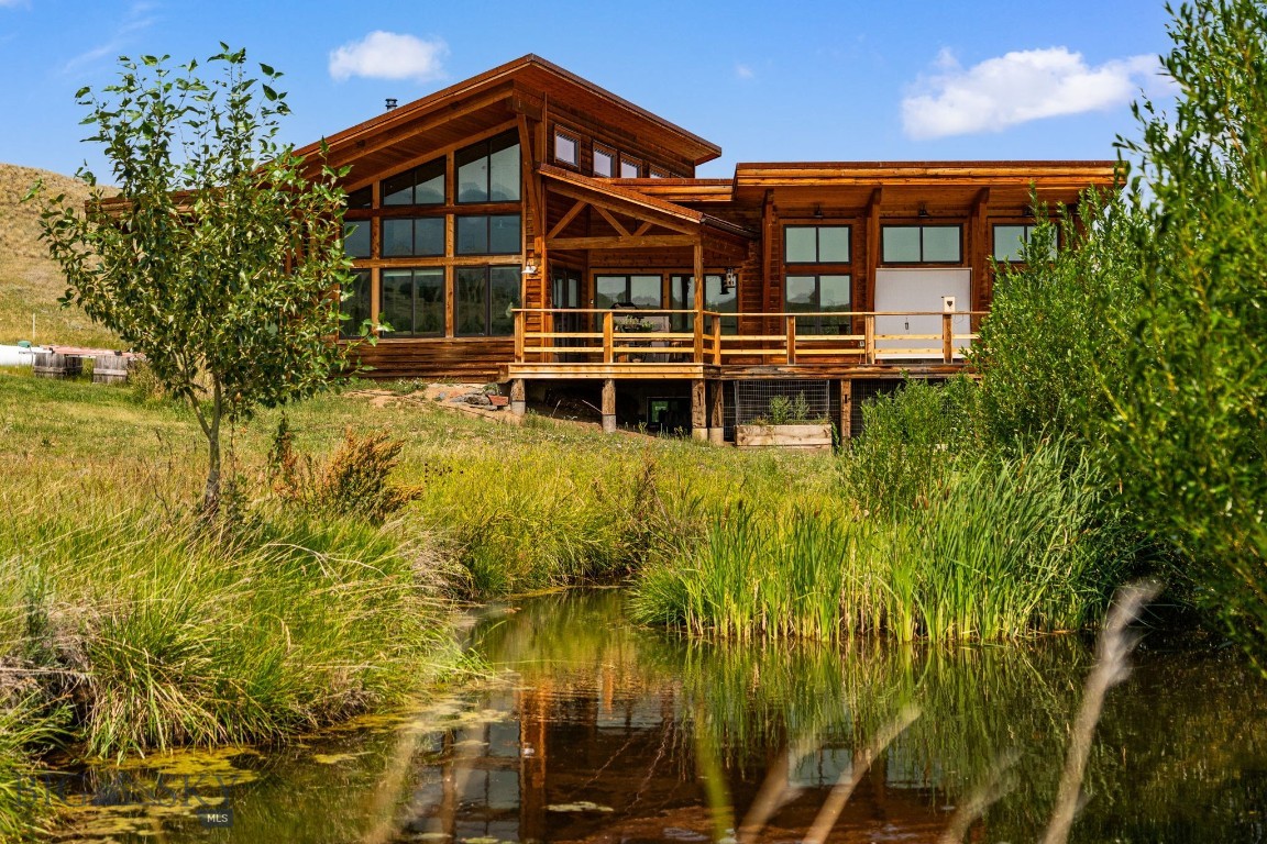 426 Antelope Creek, Pony