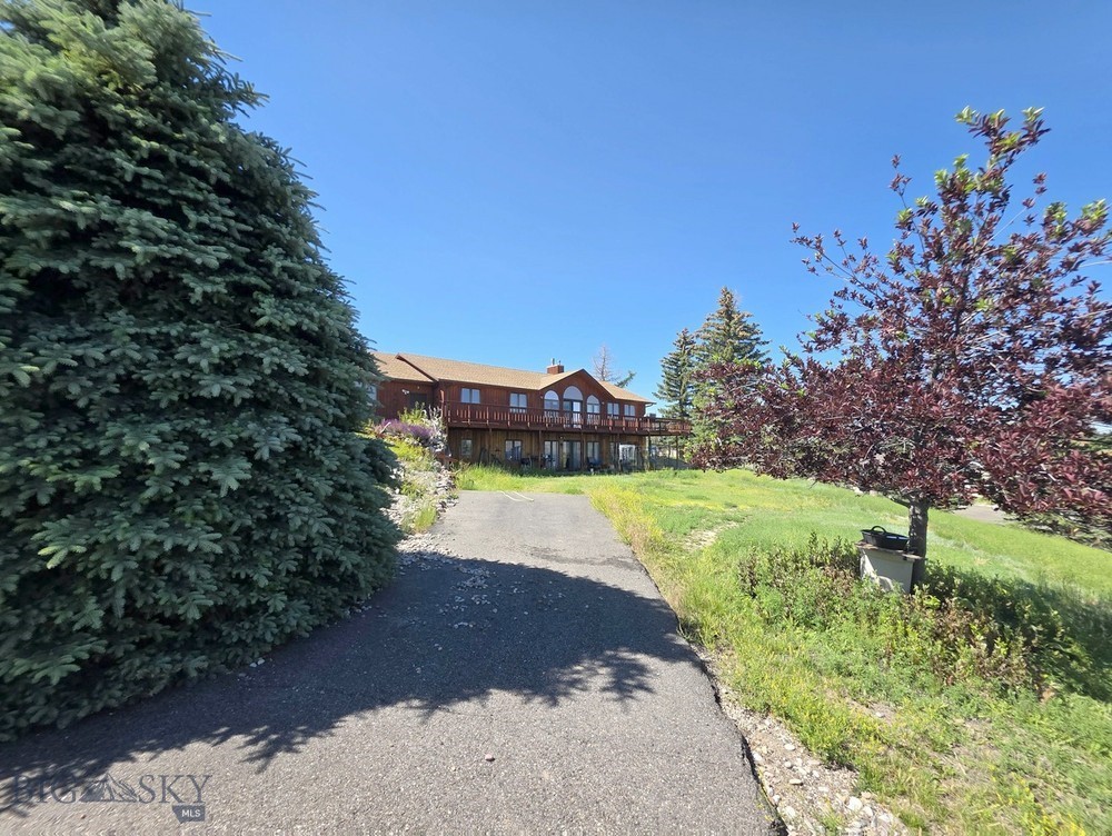 160 Vista Circle, Dillon, Montana