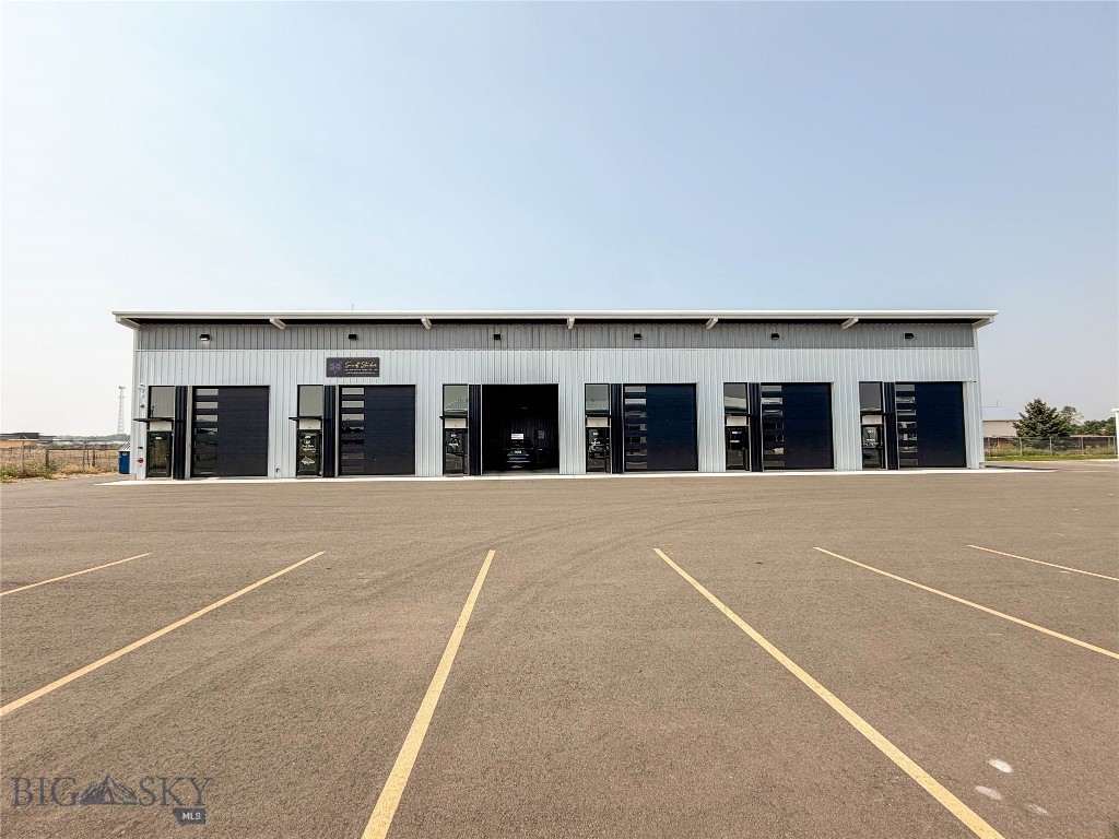 1828 Amsterdam Road 301-305, Belgrade, Montana