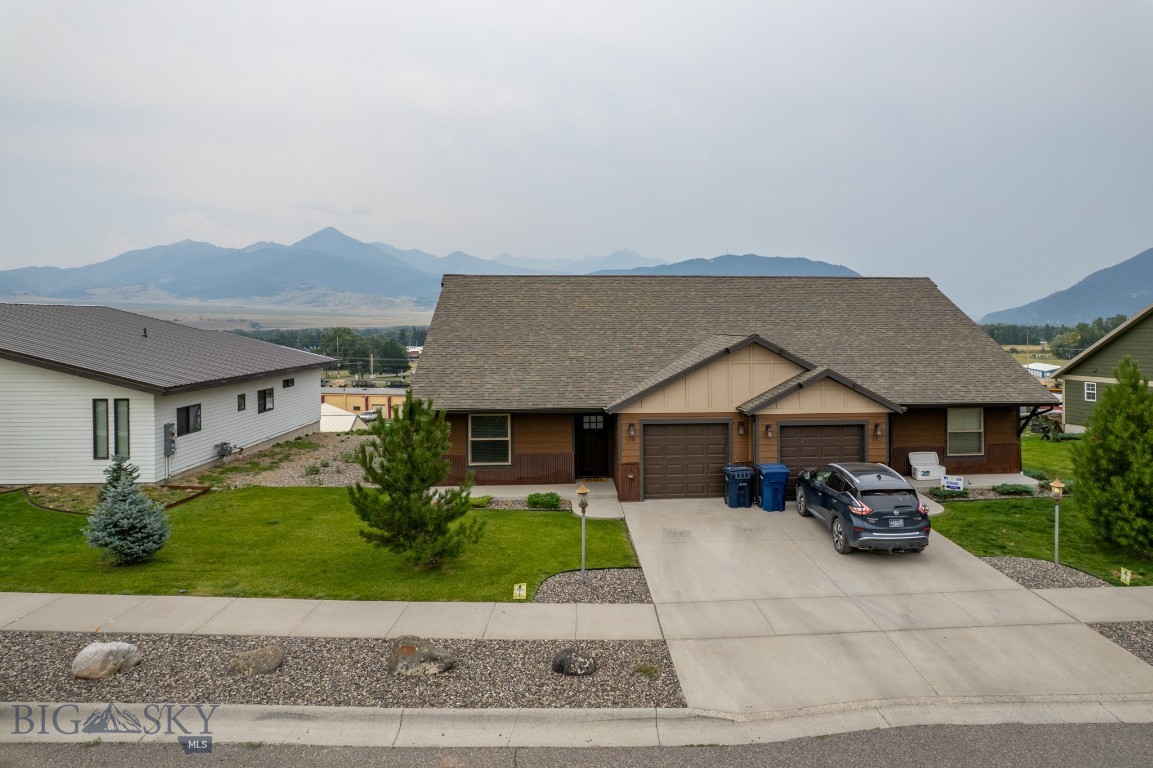 110 Molly Drive, Livingston