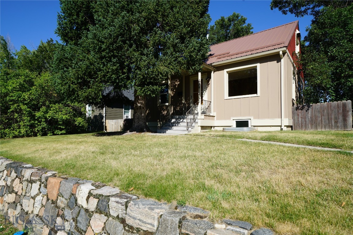 608 S 10th, Bozeman