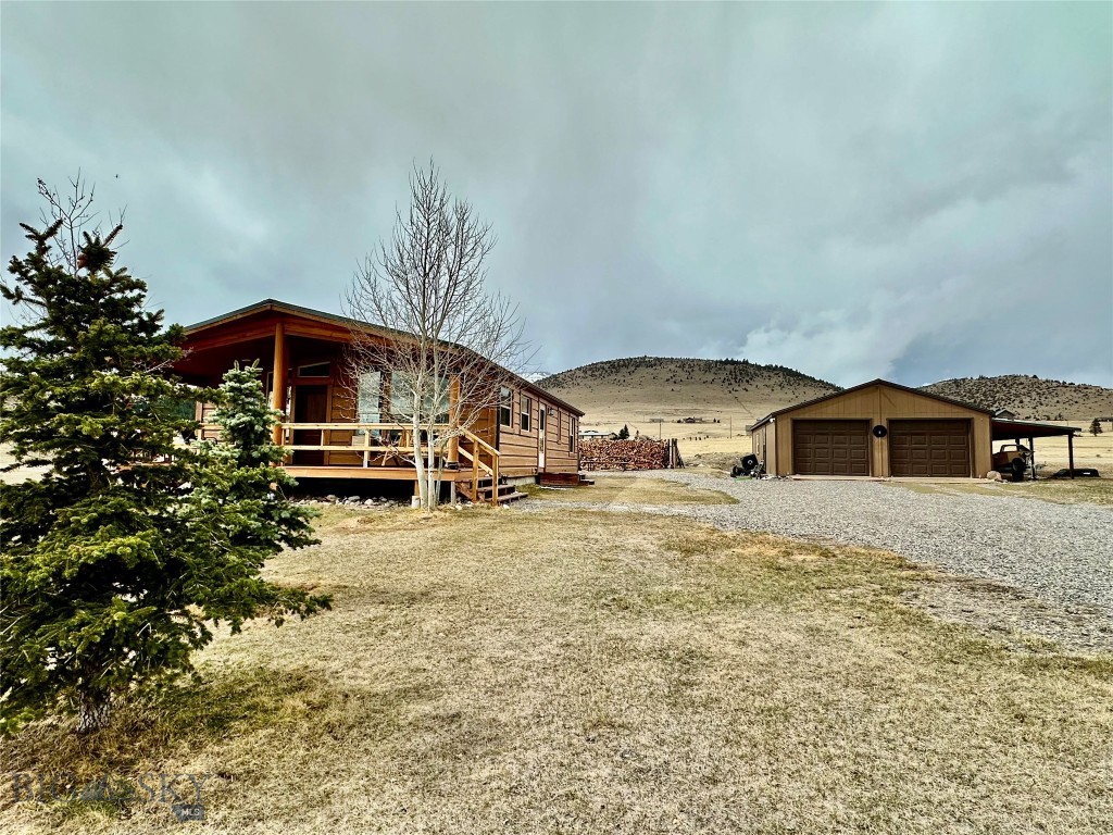 354 Shining Mountains Loop Road, Ennis