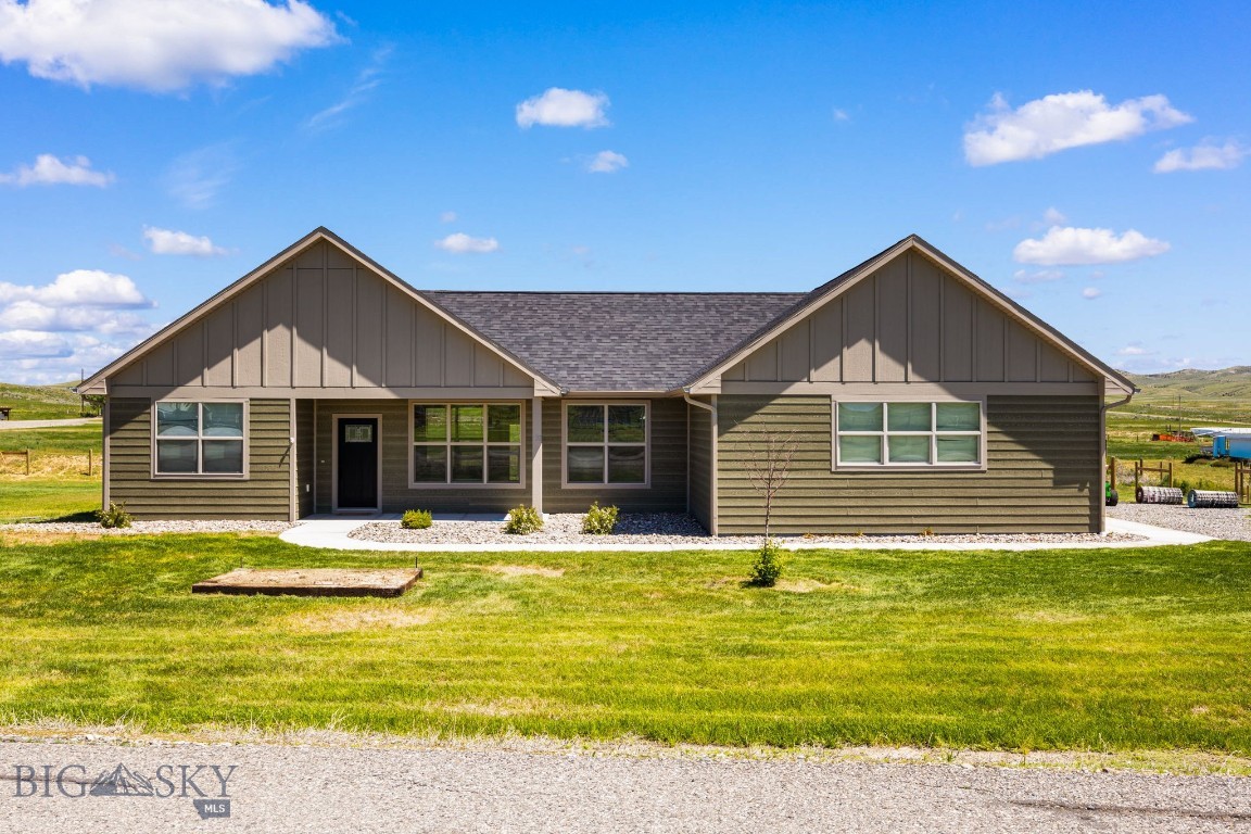 30 Blue Stem Way, Three Forks