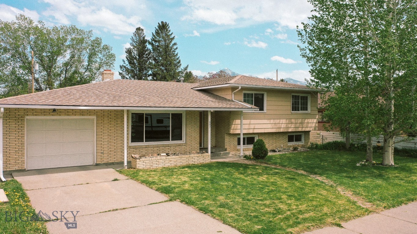 607 Meadowlark Lane, Livingston