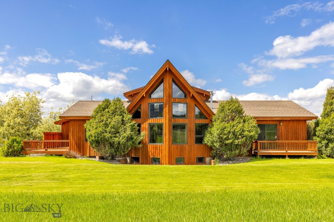35 N Low Bench Road, Gallatin Gateway
