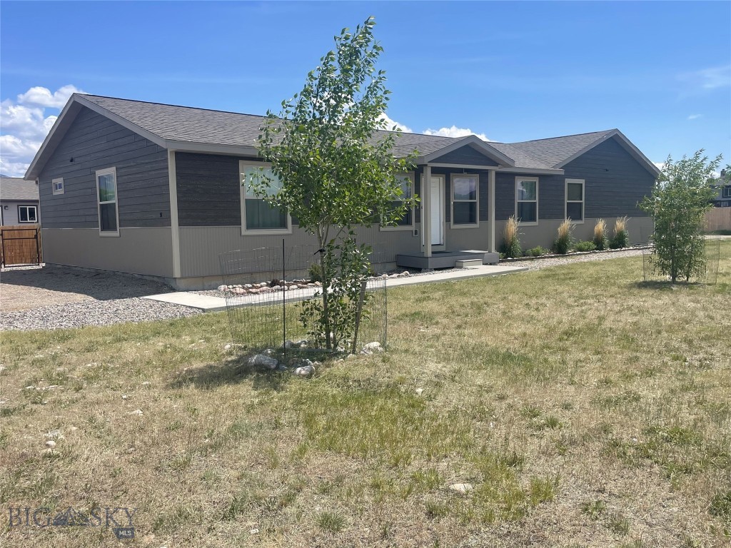 511 W Hugel, Ennis
