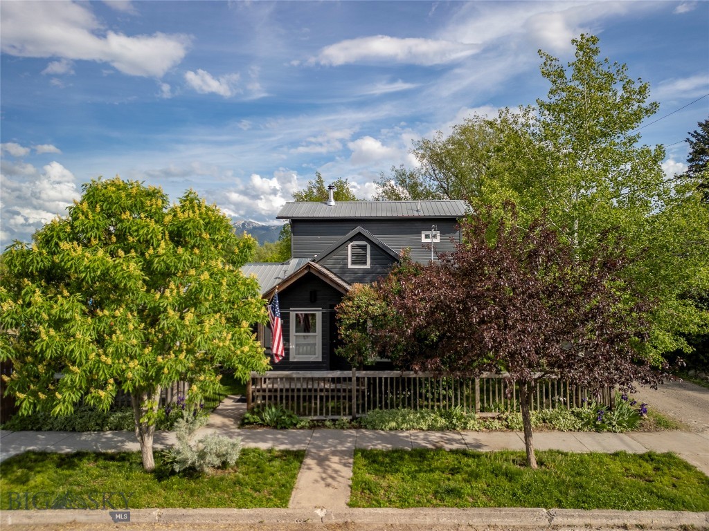 618 E Geyser Street, Livingston