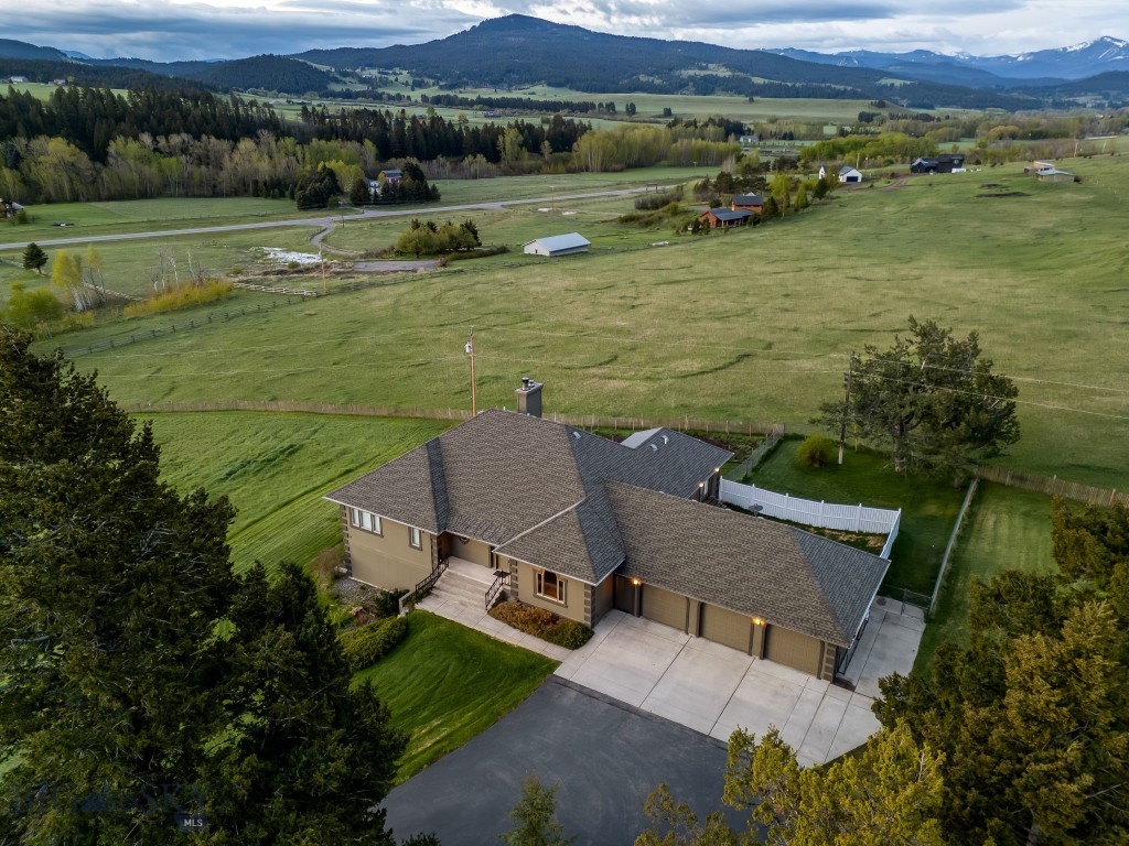 10423 Bridger Canyon Road, Bozeman