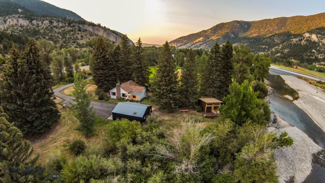 4948 US Highway 89 S, Livingston