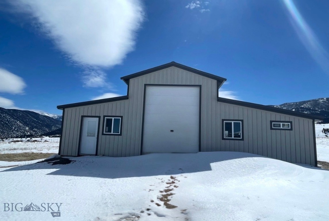 137 Buffalo Trail, Livingston