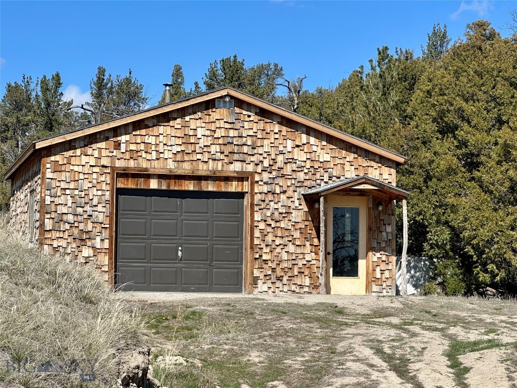 12193 Old Coach Road, Three Forks