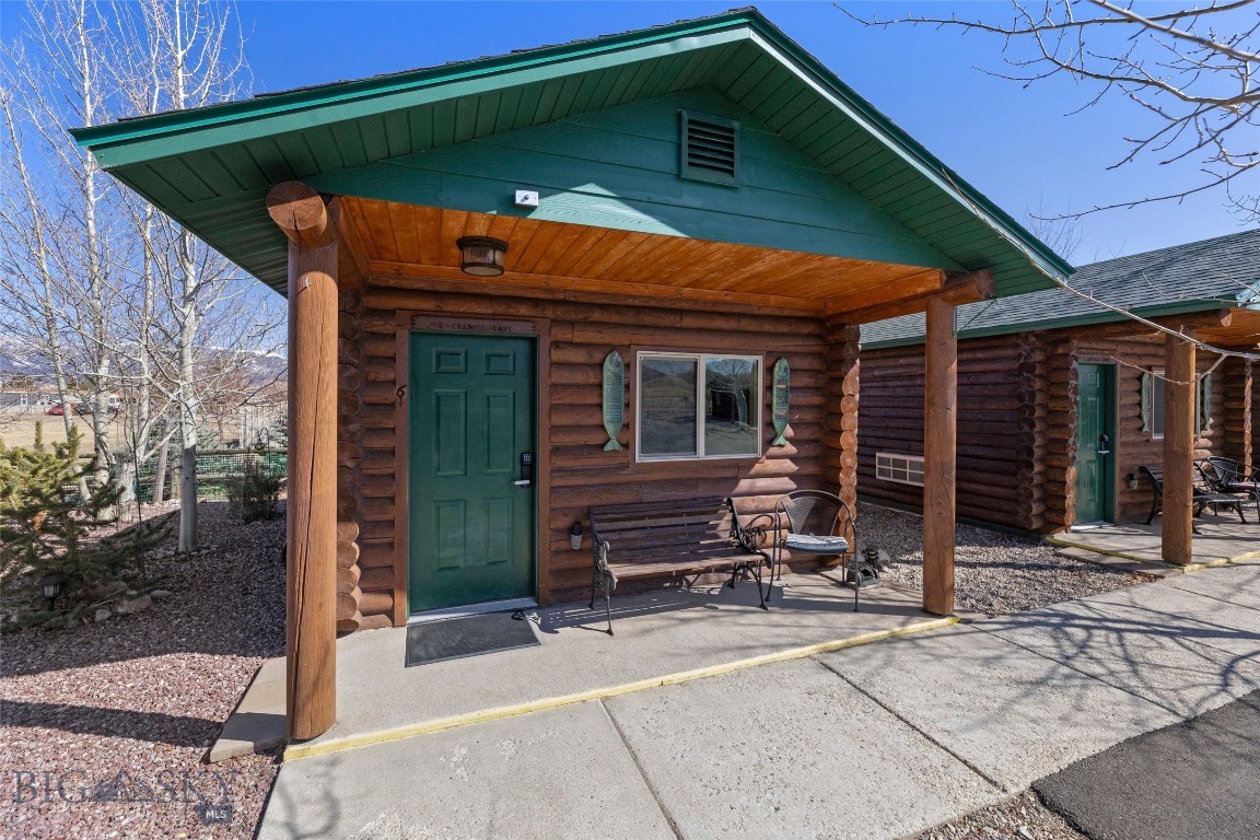 701 Bauer Lane 6, Ennis