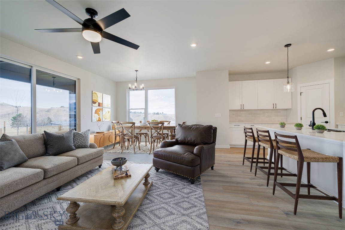 901 Scenic Trail 4, Livingston