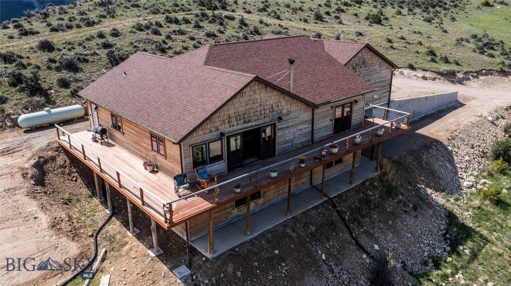 6875 Craigle Lane, Helena