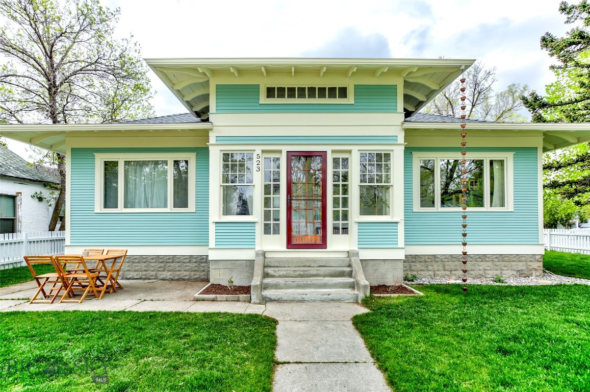 523 W Lewis, Livingston