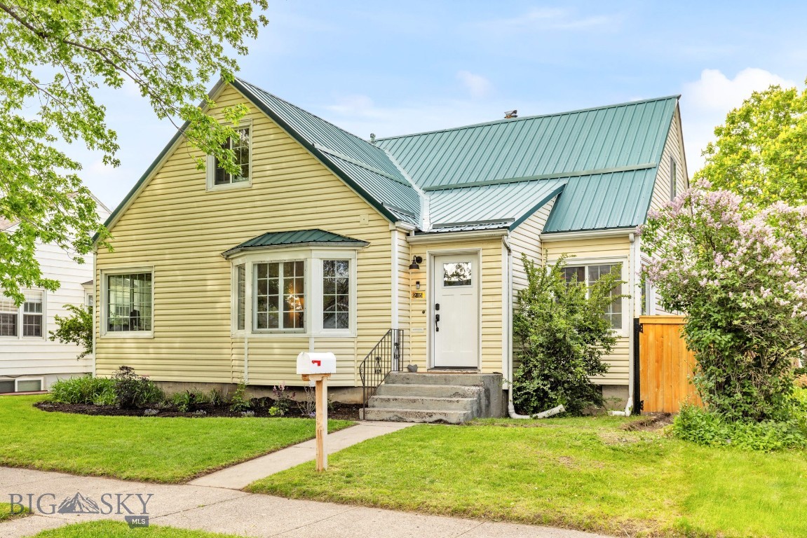 215 S 10th Street, Livingston