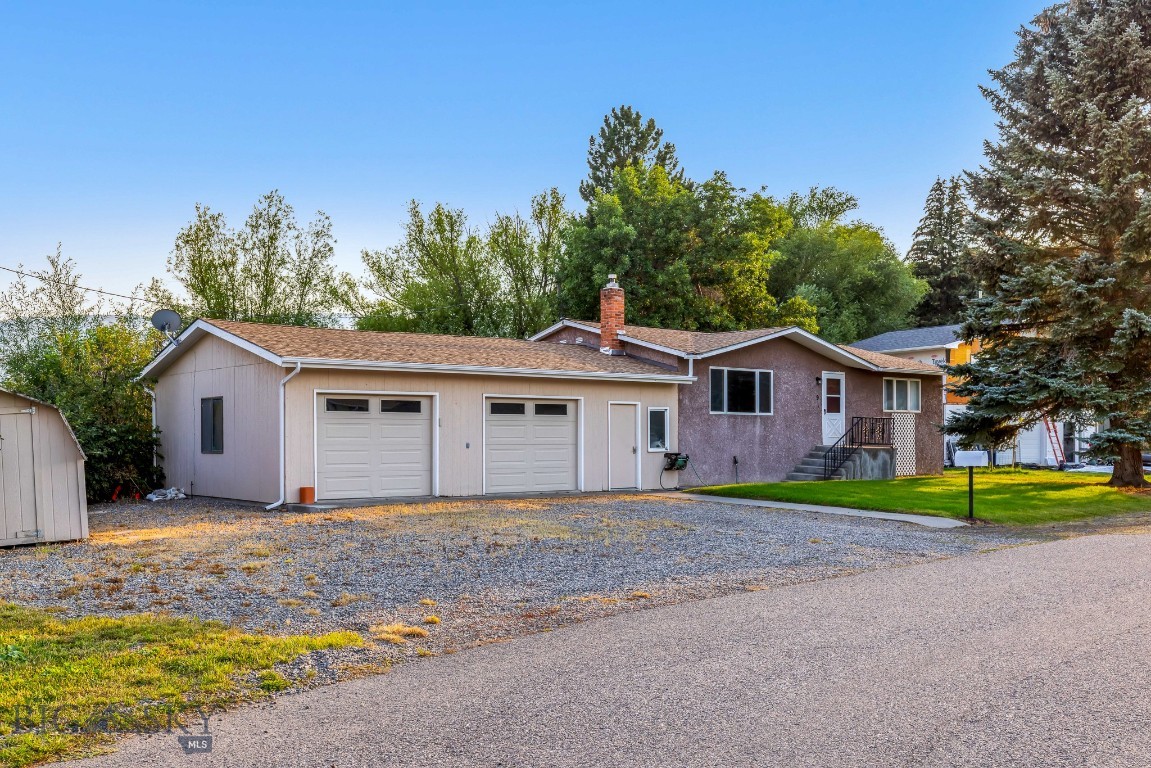 9 Big Horn Drive, Livingston