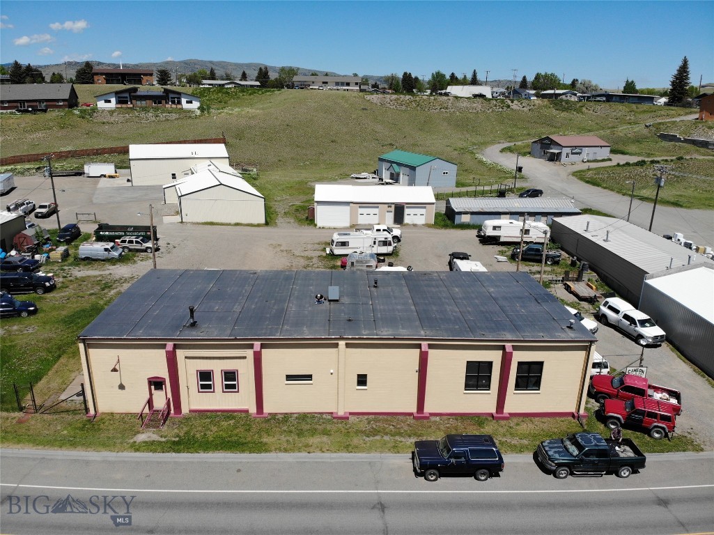 1204 W Front Street, Livingston