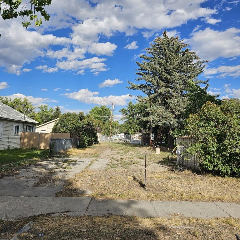 7 N 2nd E, Three Forks